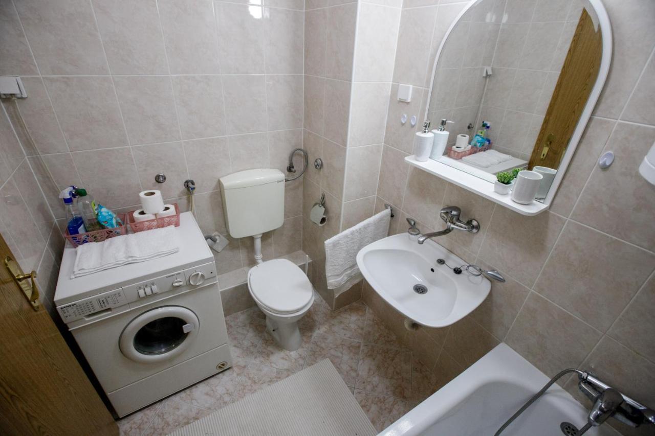 369 Apartments Суботица Экстерьер фото
